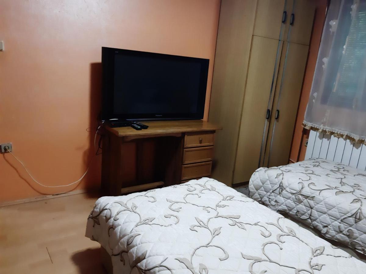 Vila Mir Пирот Екстериор снимка